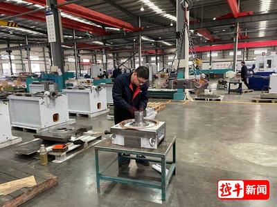 新春走基層特別報(bào)道之二·我在基層聯(lián)系點(diǎn) | 臺(tái)州 山海之間，涌動(dòng)著新春的暖流與活力